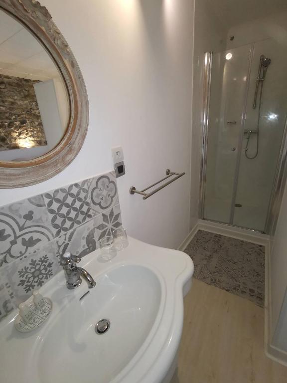 La Bastide des Mûriers - Habitación Doble Con Terraza