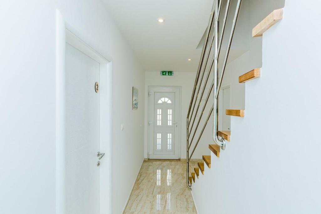 Guest House Nikolina - 13