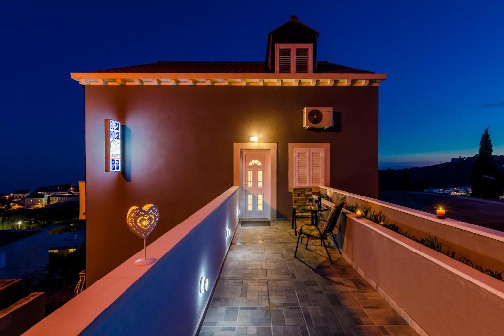 Balkón alebo terasa v ubytovaní Guest House Nikolina