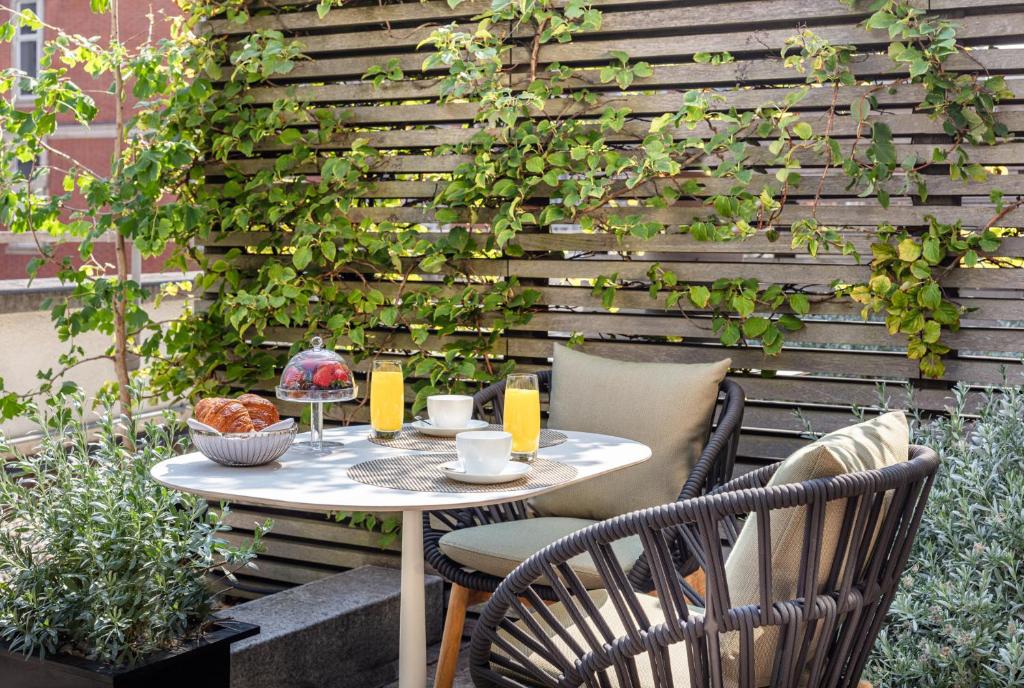 Four Seasons Hotel London at Park Lane - Resim 23