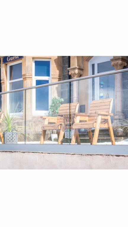 Ein Balkon oder eine Terrasse in der Unterkunft MacKays