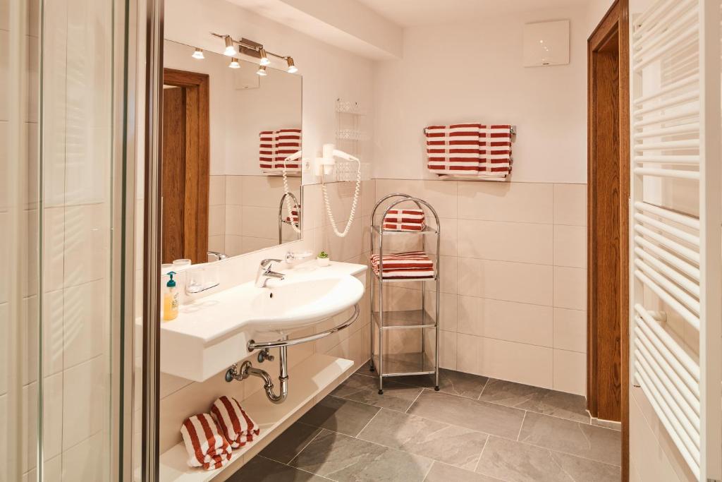 Koupelna v ubytování Appartements Sailer
