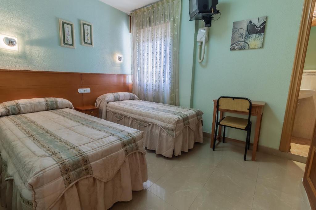 Pensión Isabel by Vivere Stays - Chambre Lits Jumeaux Avec Salle De Bains Privative