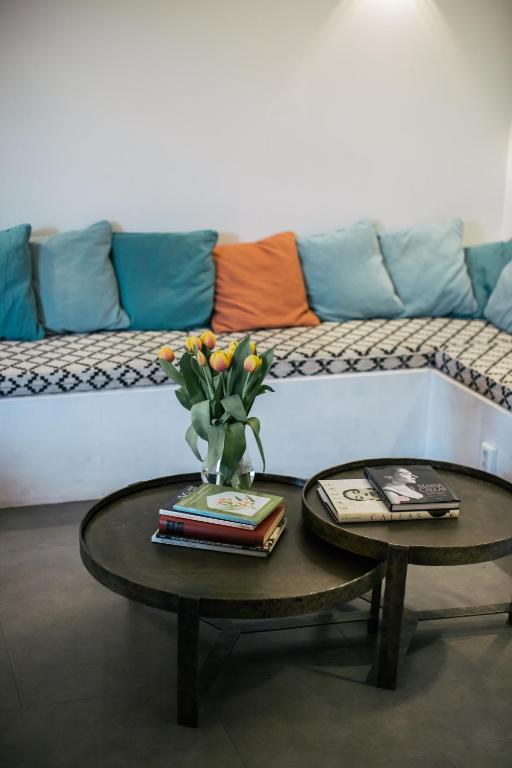 Un lugar para sentarse en Pink Flamingo Boutique Hostel