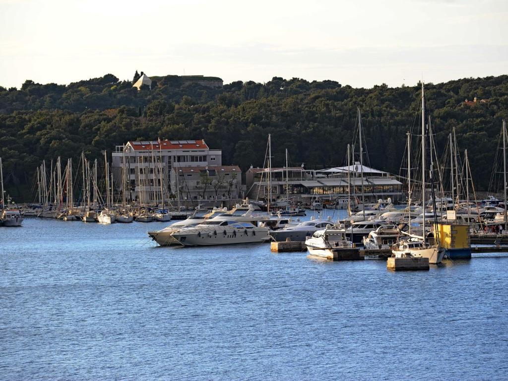 Apartments By The Sea - 3