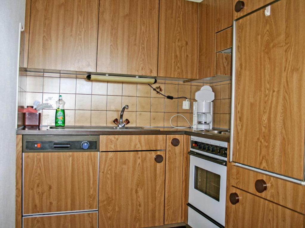 Kuchyň nebo kuchyňský kout v ubytování Apartment Bellavista Erika 19 by Interhome