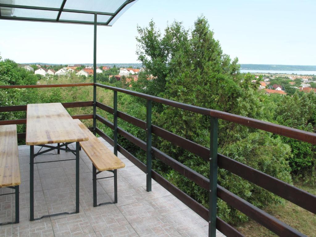Balkon lub taras w obiekcie Holiday Home Annemarie by Interhome
