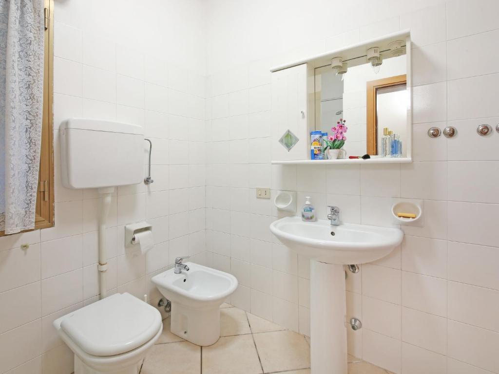 Koupelna v ubytování Apartment La Villa 2 by Interhome