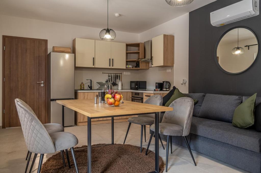 Kuchyň nebo kuchyňský kout v ubytování H&H Apartments Poroszló