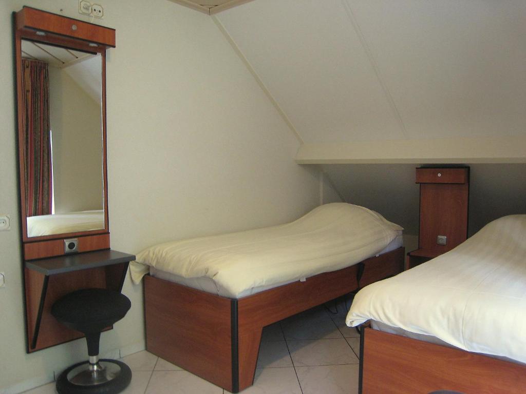 Кровать или кровати в номере Holiday home with pool, sauna