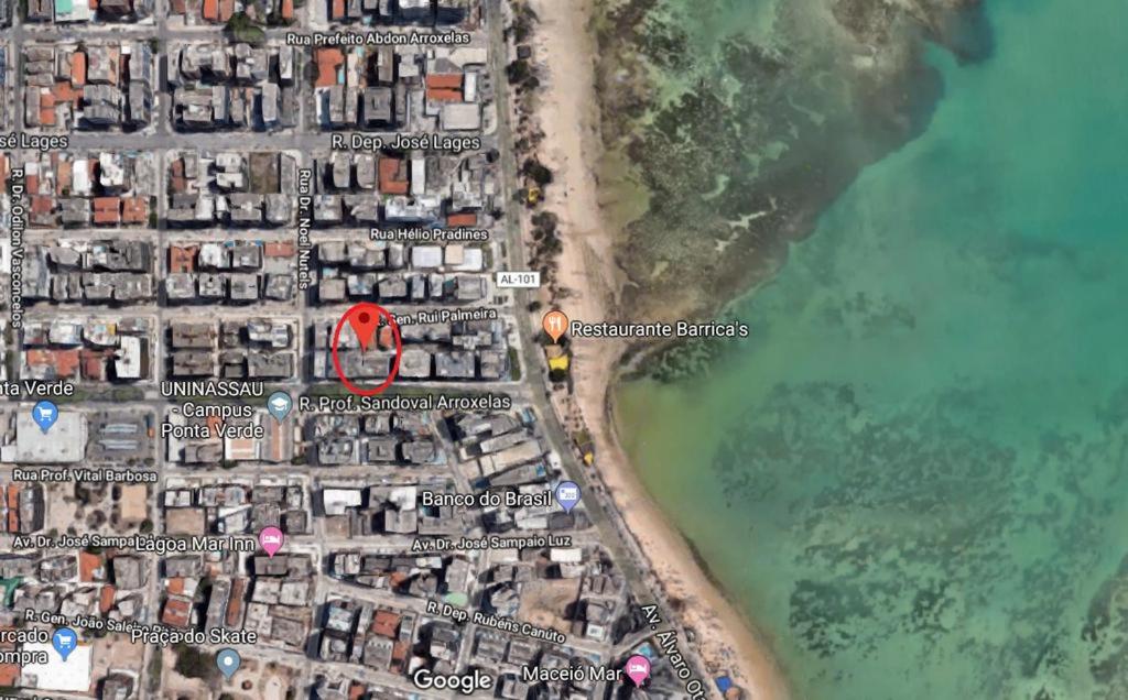  Apartamento Excelente a 100 metros da Praia de Ponta Verde - Maceió