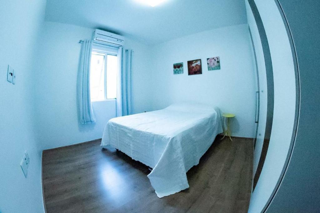  Apartamento Excelente a 100 metros da Praia de Ponta Verde - Maceió
