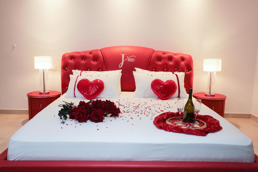 Postel nebo postele na pokoji v ubytování J'Me Boutique Hotel - Adults only