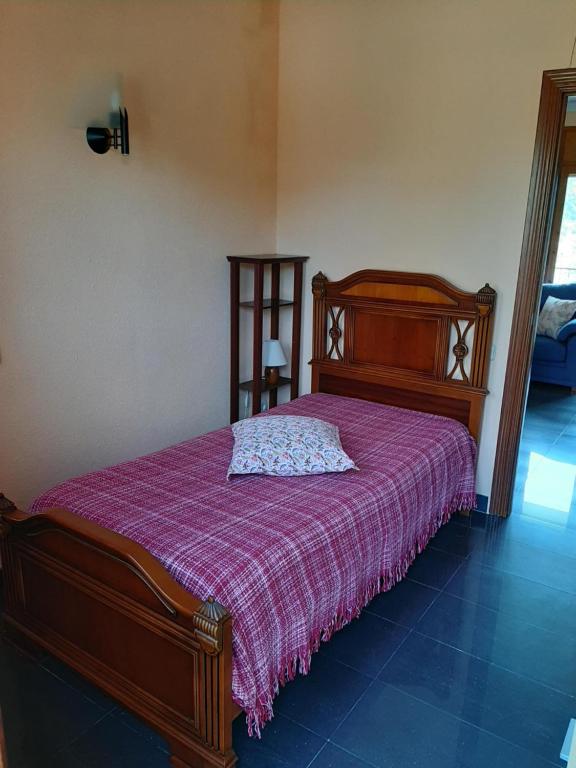 Postel nebo postele na pokoji v ubytování Habitaciones en Villa Coliving Casa Rural
