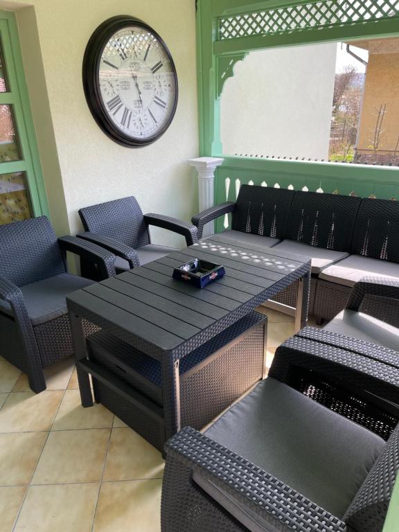 Tamás Apartman Balatonföldvár szívében- egész évben nyitva! - Appartamento Con Il Lago View