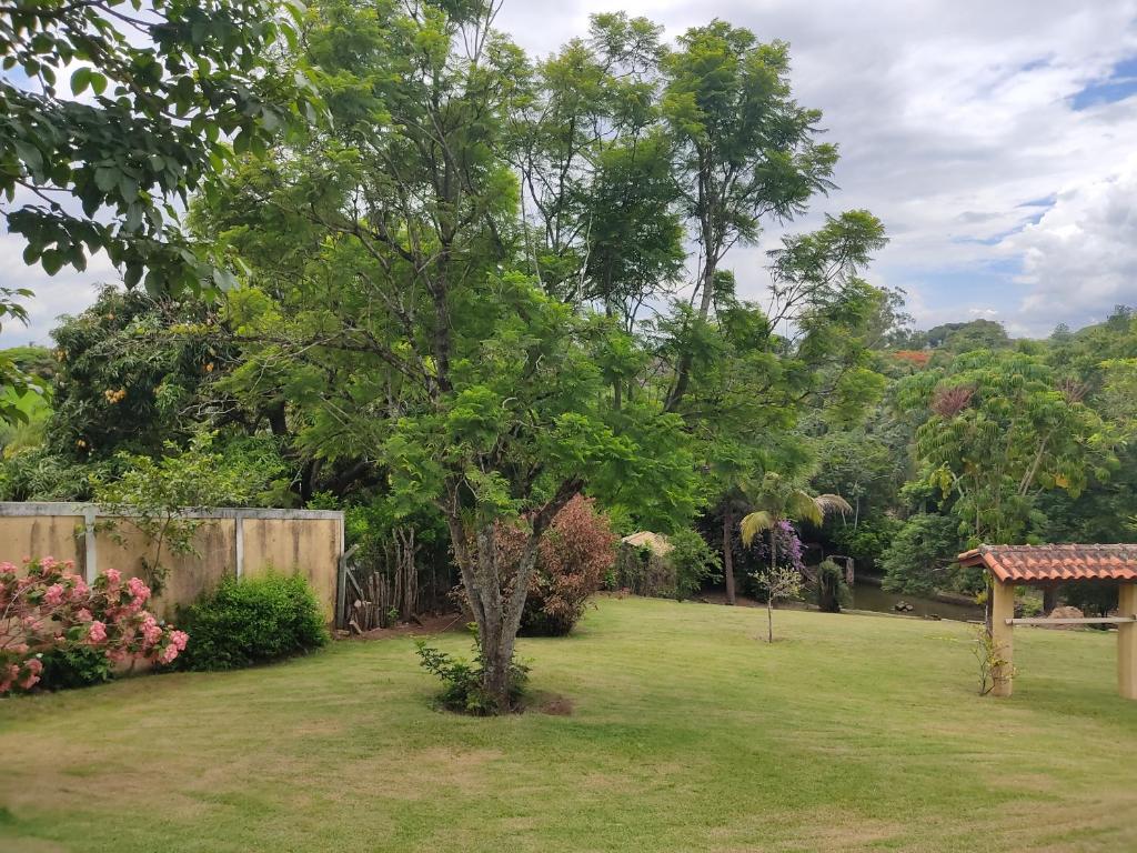  FUJA FASE VERMELHA - CHÁCARA COM PISCINA 3 SUITES