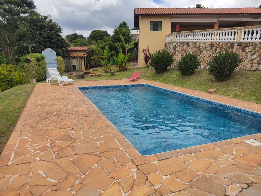  FUJA FASE VERMELHA - CHÁCARA COM PISCINA 3 SUITES