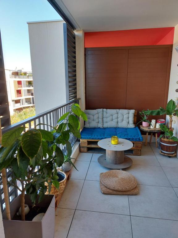 Photo de la galerie de l'établissement T2 clim parking, Entre Nature et Plage, à Hyères