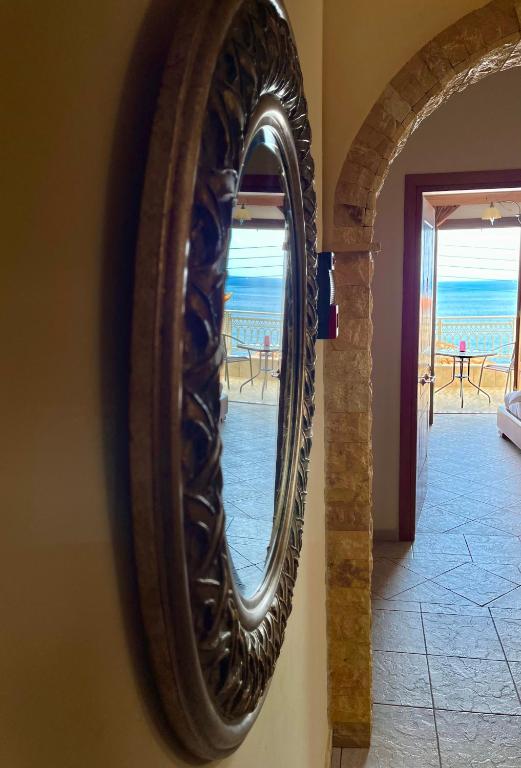 Widok na morze z tego hotelu