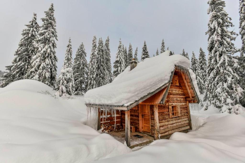 Lodge Nadgora durante l'inverno