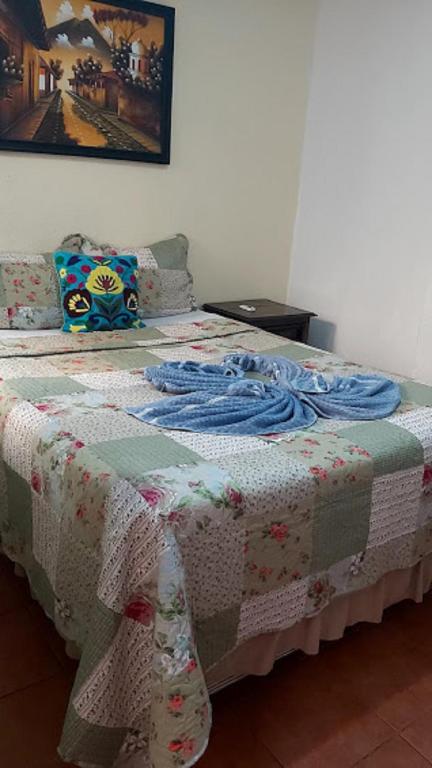 Hotel Vista al Cerro - Double Room With Shared Bathroom