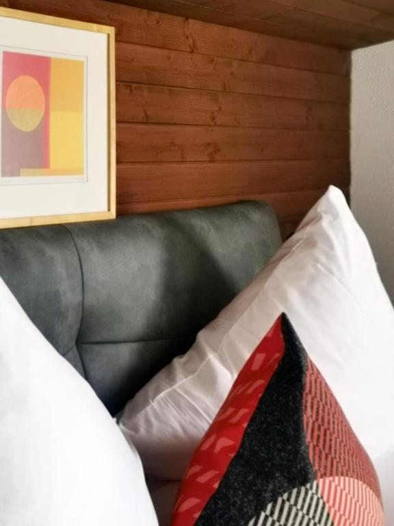 Posedenie v ubytovaní Family Friendly Chalet - Central with Beautiful Mountain Views