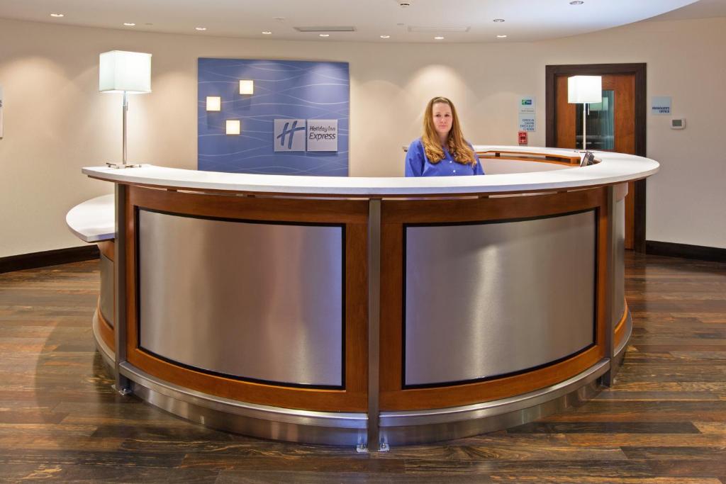 Holiday Inn Express Indianapolis - Fishers by IHG photo