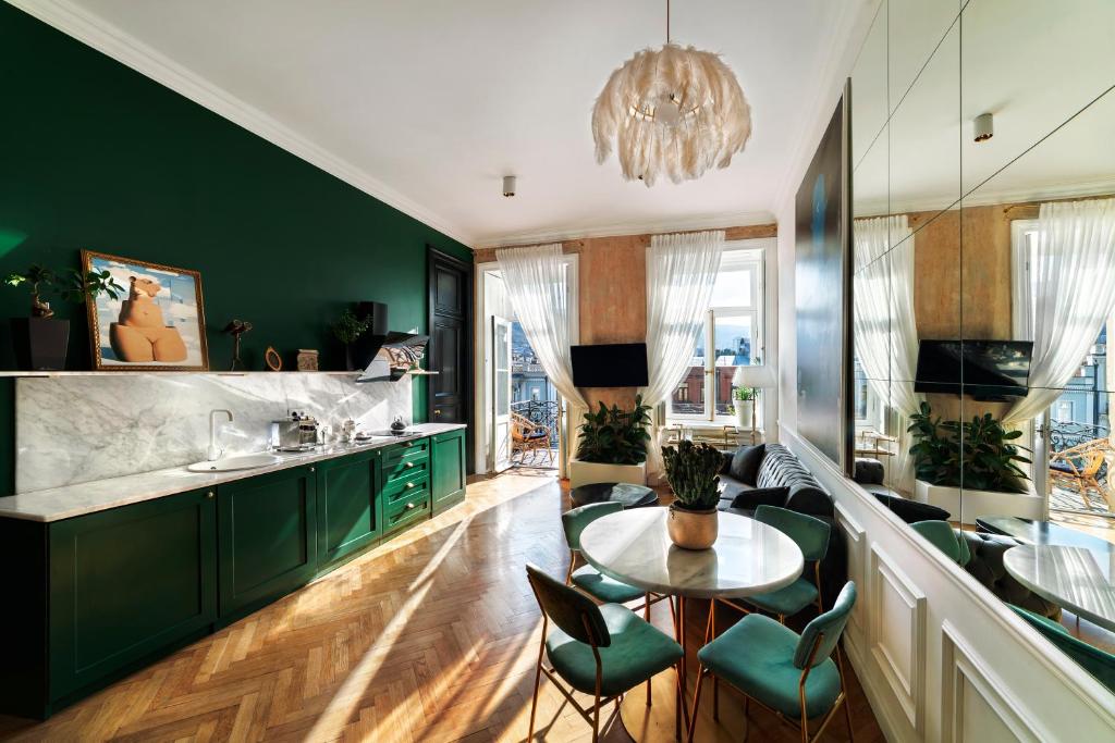 Unfound Door - Design Hotel - Suite De Dos Dormitorios