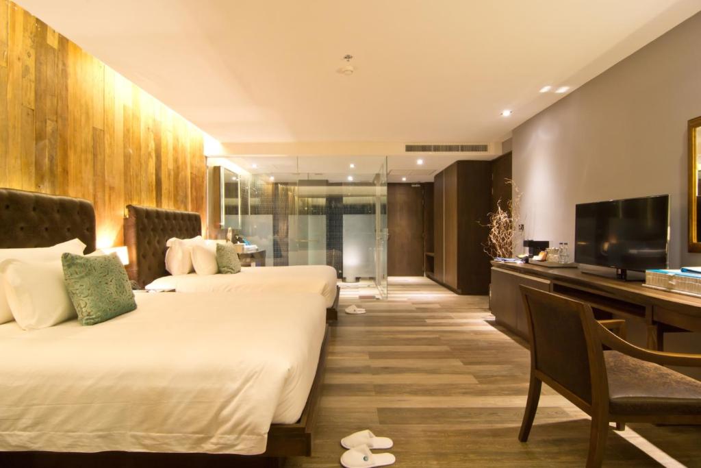 Le Coral Resort - Deluxe Twin Room With Sea View