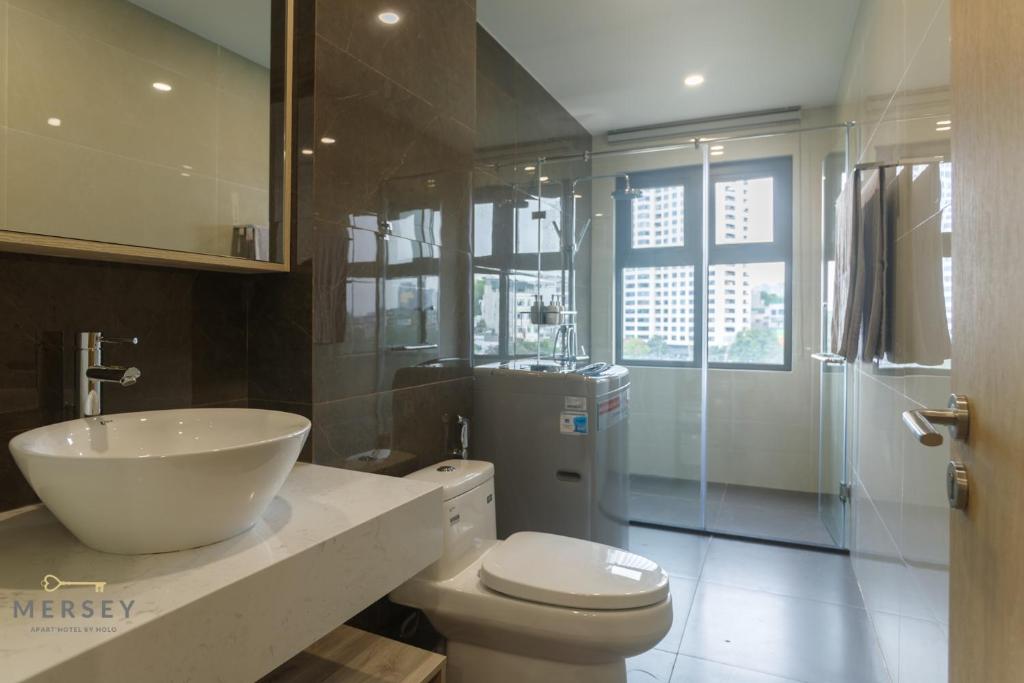 Koupelna v ubytování Mersey Central Hanoi Apart'Hotel
