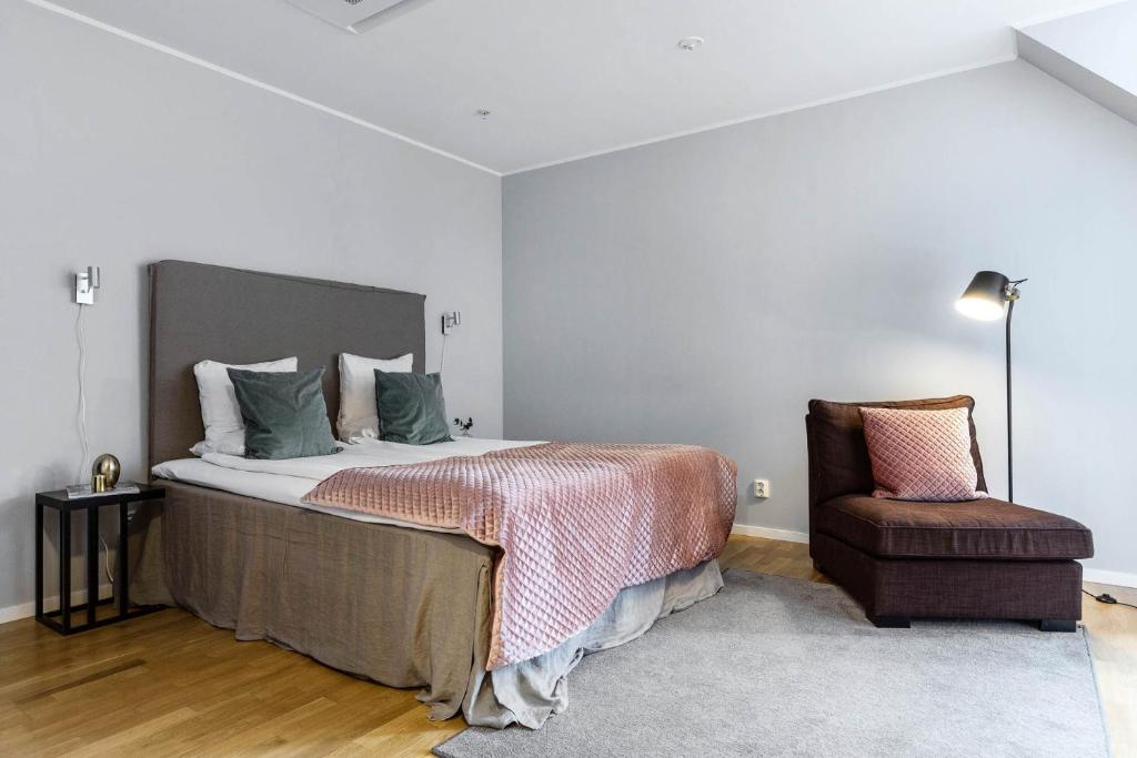 Biz Apartment Gärdet - Estudio Medio