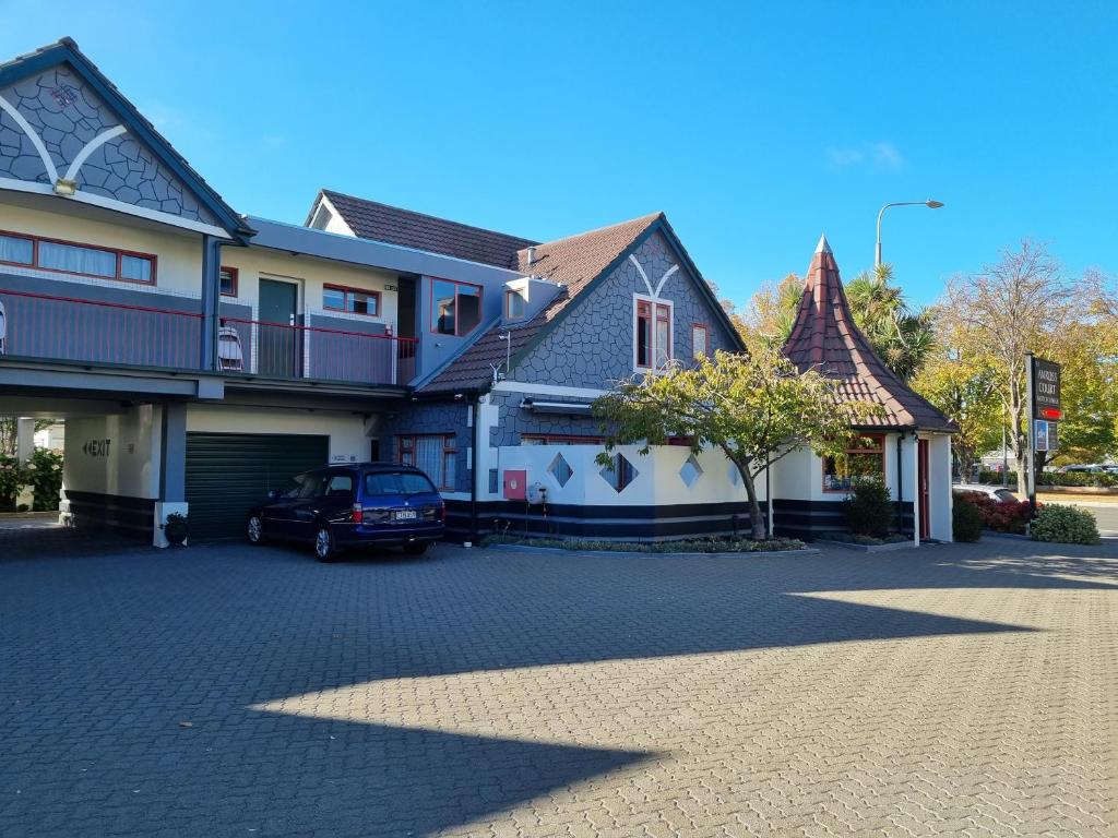 Amross Court - Resim 18