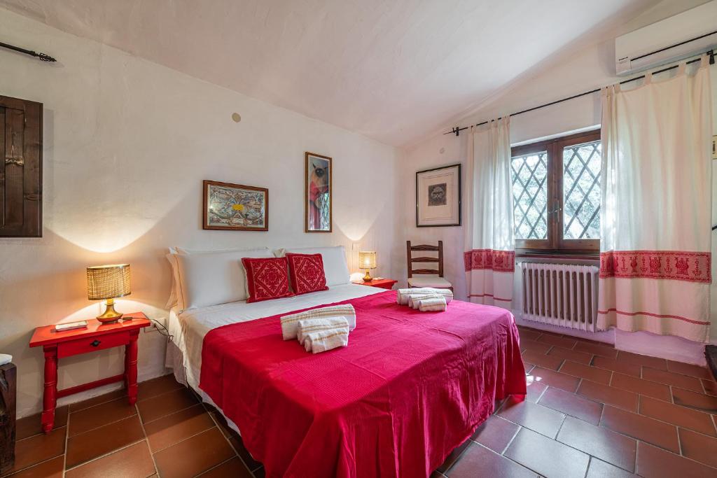 A bed or beds in a room at Villa Mistral