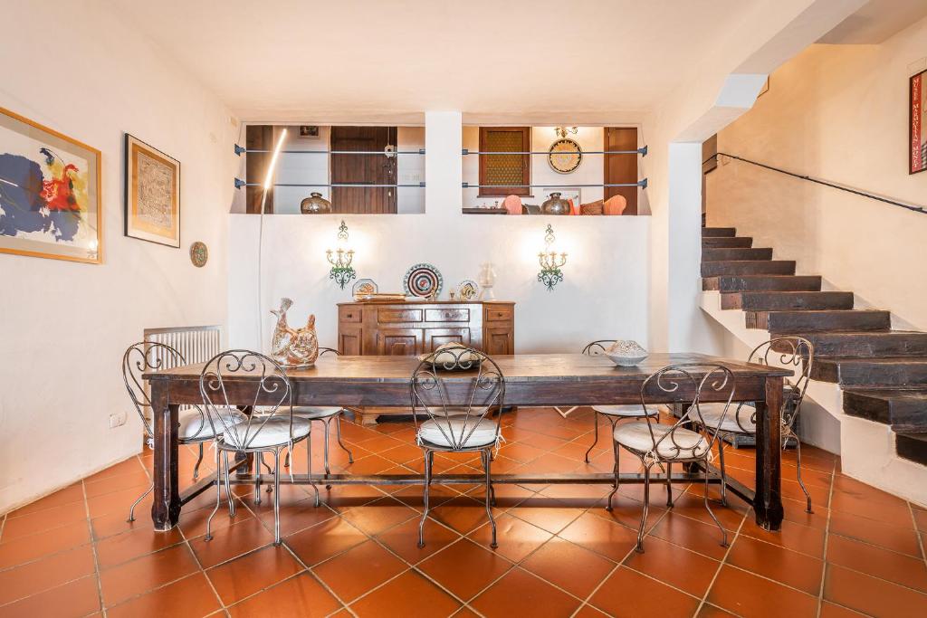 A seating area at Villa Mistral