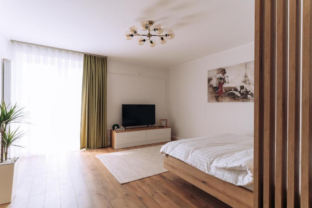 GOLD Suites - Studio Apartment