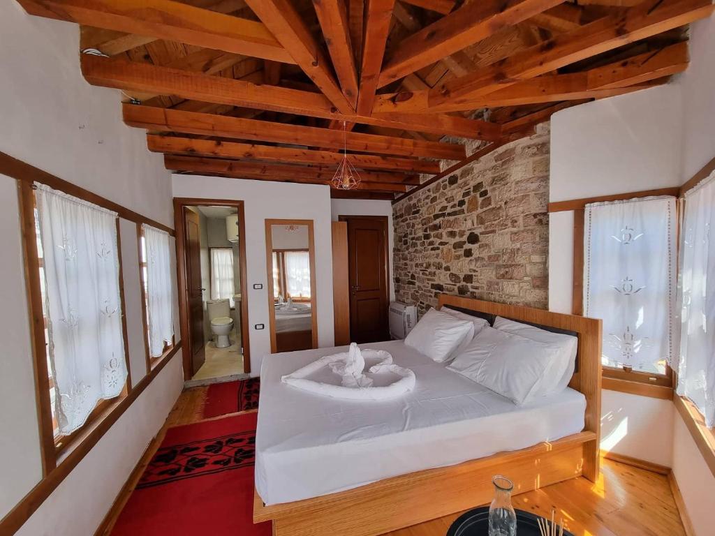 Gallery image of The Heart of the Bazaar Guest house in Gjirokastër