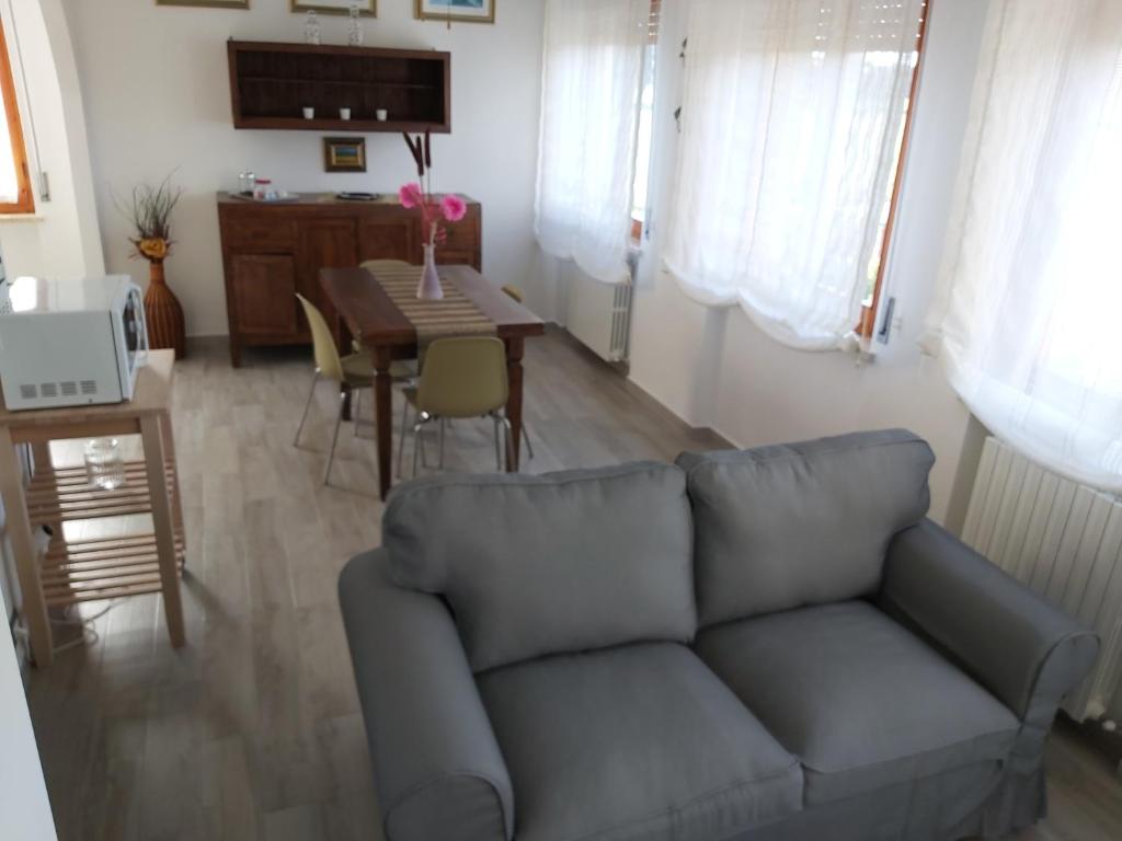 Część wypoczynkowa w obiekcie Le Logge Apartment