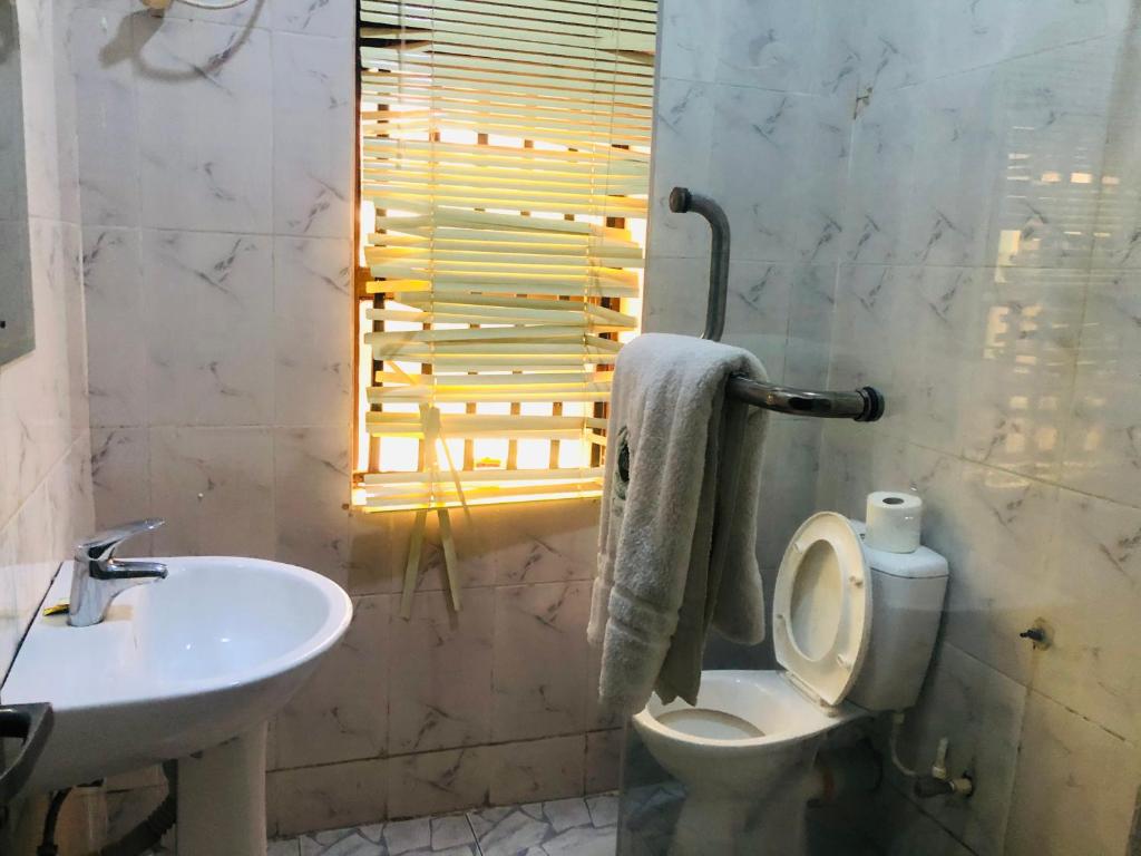 Mayors & Diplomats Suites Opebi - Habitación Doble Estándar