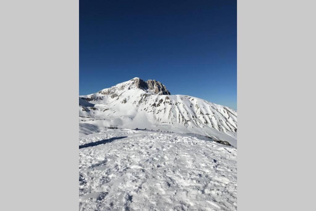 Rifugio del Gran Sasso v zimě