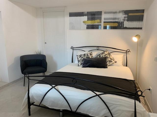 Posteľ alebo postele v izbe v ubytovaní Luxury Apartment in Rome Countryside - Francigena