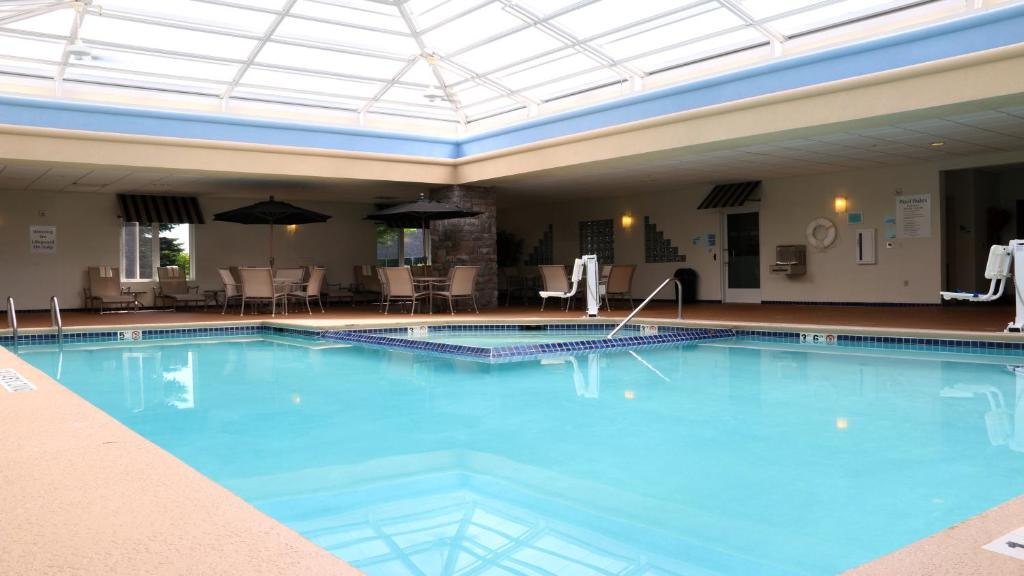 Holiday Inn Express Hotel & Suites Saginaw by IHG photo