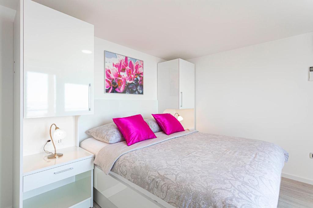 Villa King Apartments - 13