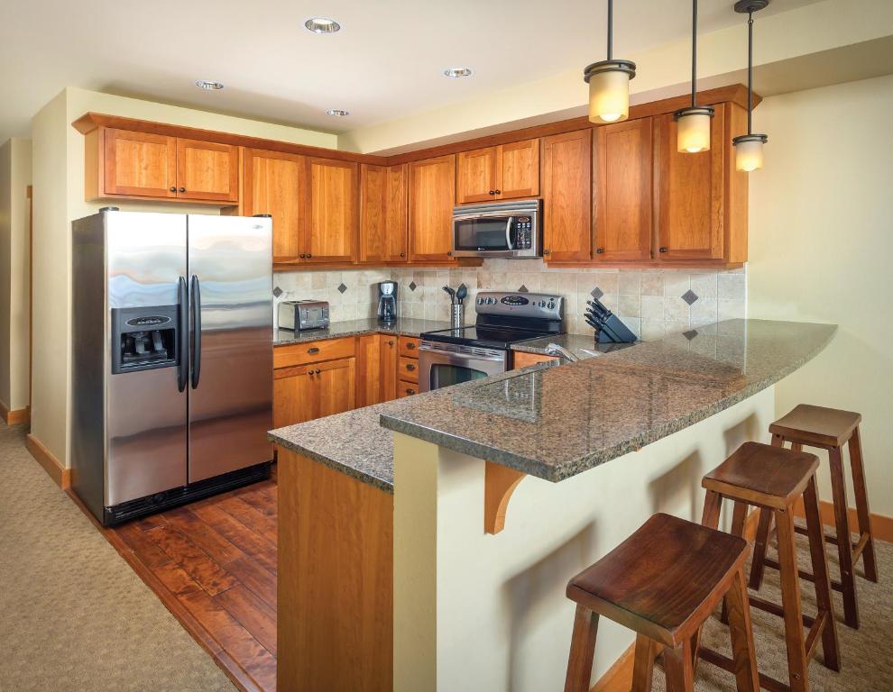 Kuchyň nebo kuchyňský kout v ubytování WorldMark Chelan - Lake House