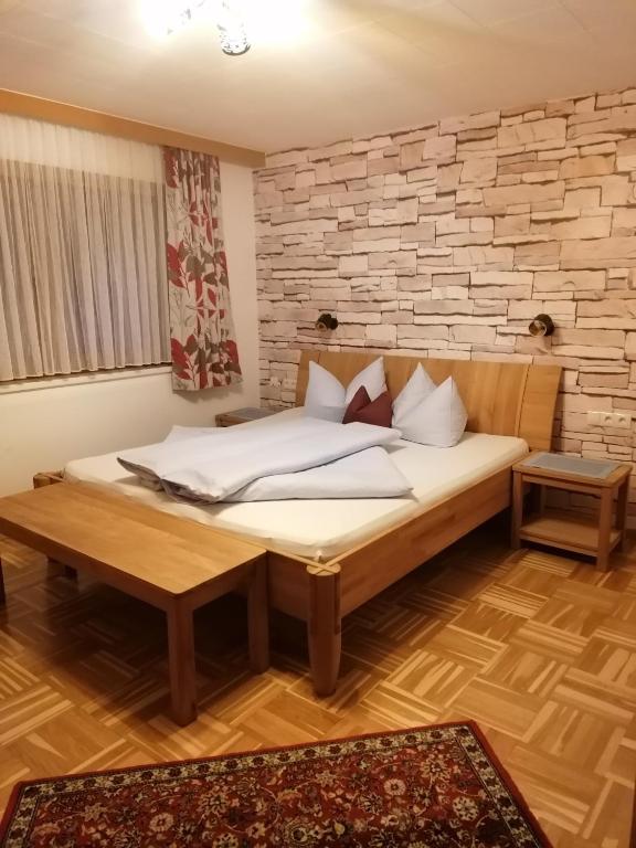 Posteľ alebo postele v izbe v ubytovaní Ferienwohnung Bacher