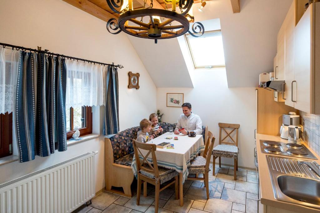 Fotografie z fotogalerie ubytování Gasthof Kirchmoar v destinaci Sankt Blasen