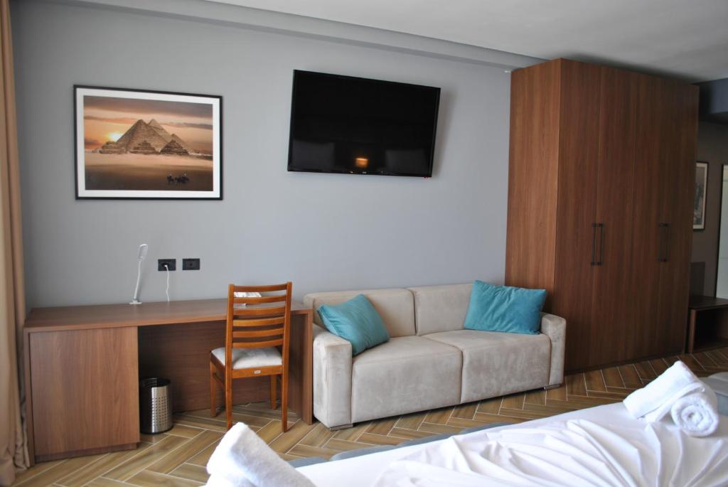 Twin Towers Hotel City & Beach Resort - Imazhi 9
