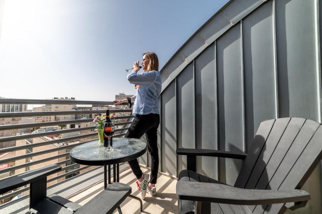 Balkón nebo terasa v ubytování Paamonim Hotel Jerusalem