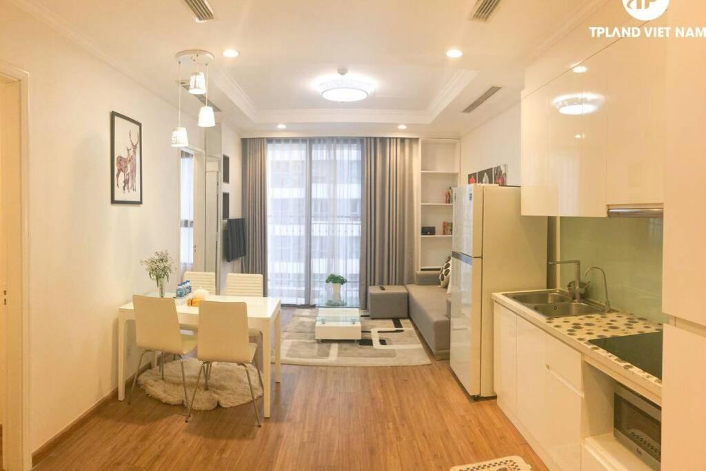 Vinhomes Serviced Apartment for rent (P312A17)