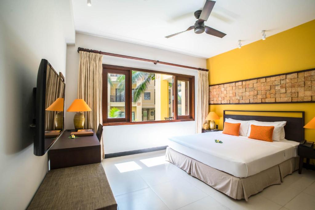 Suite Gia Đình Có Ban Công - Miễn Phí Minibar Trong Phòng