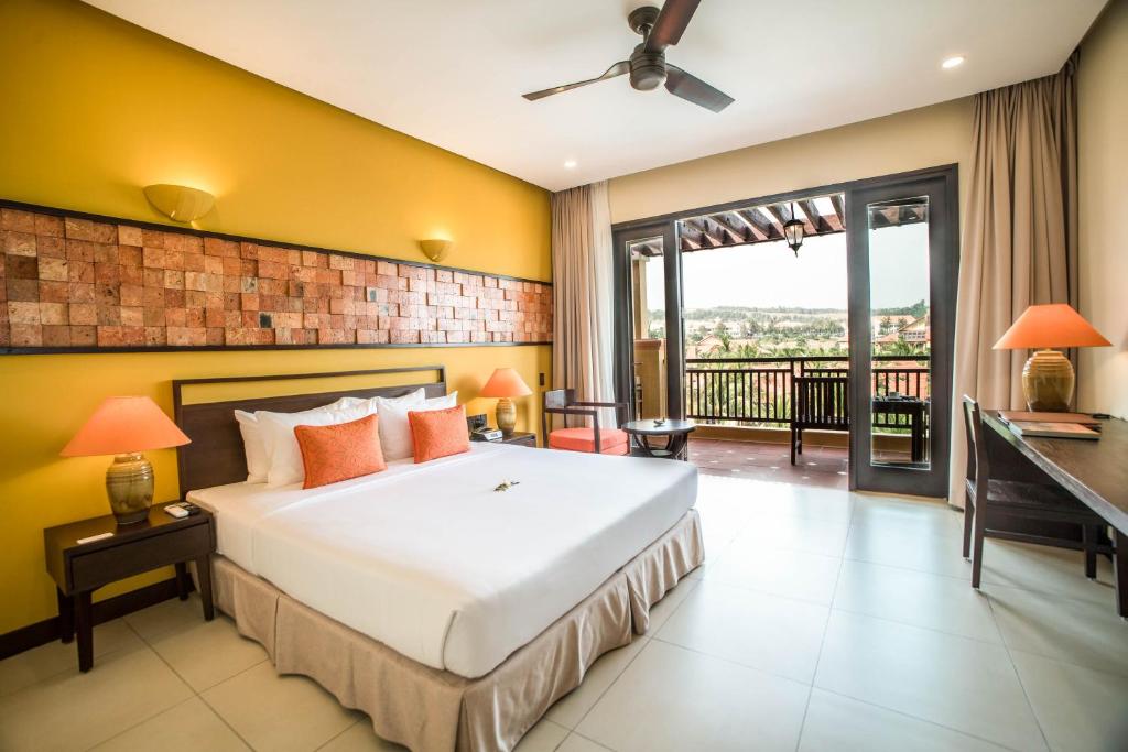 Suite Executive Có Ban Công - Miễn Phí Minibar Trong Phòng